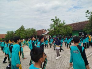 GERAKAN AKSI BERGIZI DI MTSN 2 NGAWI